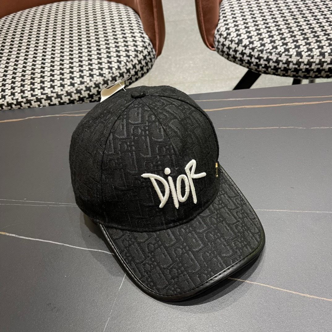 Christian Dior Caps